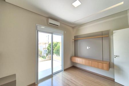 Casa de condomínio à venda com 249m², 3 quartos e 4 vagasQuarto 1 - Suíte 