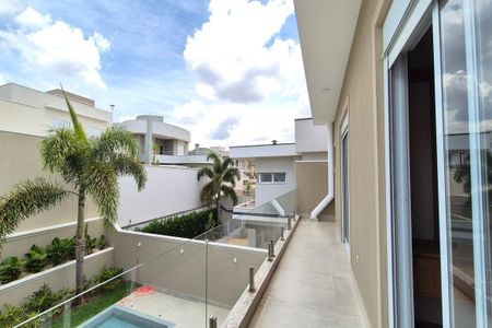 Casa de condomínio à venda com 249m², 3 quartos e 4 vagasVaranda da Suíte 3