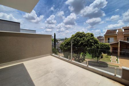 Casa de condomínio à venda com 249m², 3 quartos e 4 vagasVaranda da Suíte 1 
