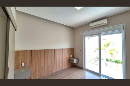 Casa de condomínio à venda com 249m², 3 quartos e 4 vagasQuarto 3 - Suíte