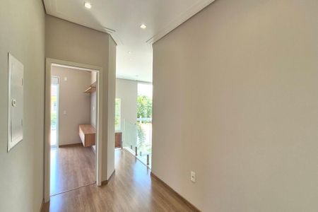 Casa de condomínio à venda com 249m², 3 quartos e 4 vagasHall dos Quartos 