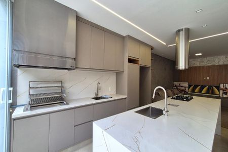 Casa de condomínio à venda com 249m², 3 quartos e 4 vagasCozinha 