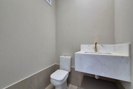 Casa de condomínio à venda com 249m², 3 quartos e 4 vagasLavabo