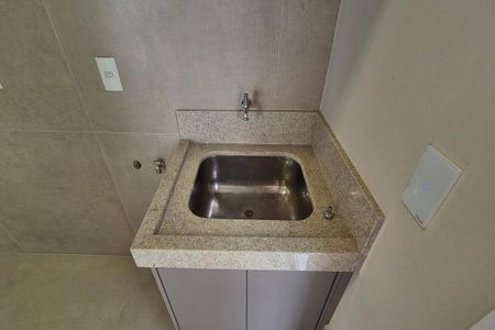 Casa de condomínio à venda com 249m², 3 quartos e 4 vagasDetalhe da Área de Serviço 