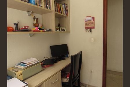 Casa à venda com 155m², 3 quartos e 5 vagasEscritório