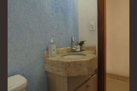 Casa à venda com 155m², 3 quartos e 5 vagasLavabo