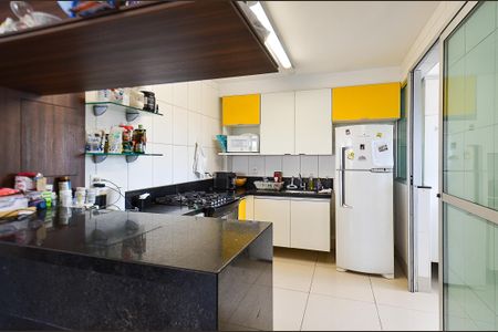 Apartamento à venda com 87m², 3 quartos e 2 vagasCozinha