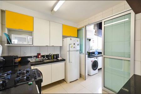 Apartamento à venda com 87m², 3 quartos e 2 vagasCozinha