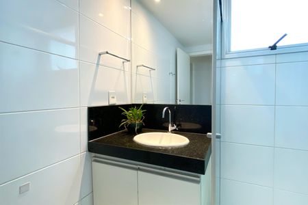 Casa de condomínio à venda com 87m², 3 quartos e 2 vagasBanheiro