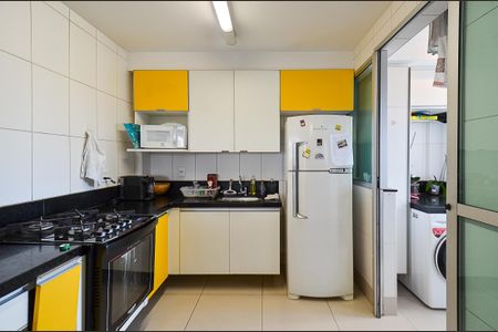 Apartamento à venda com 87m², 3 quartos e 2 vagasCozinha