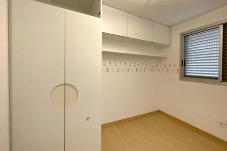 Casa de condomínio à venda com 87m², 3 quartos e 2 vagasQuarto 2