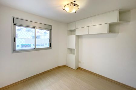 Casa de condomínio à venda com 87m², 3 quartos e 2 vagasSuite 1