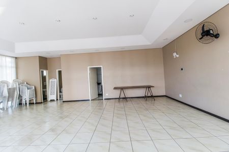 Casa de condomínio à venda com 160m², 3 quartos e 2 vagasÁrea comum - Salão de festas
