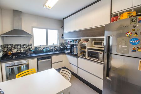 Casa de condomínio à venda com 160m², 3 quartos e 2 vagasCozinha