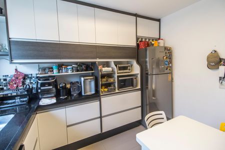 Casa de condomínio à venda com 160m², 3 quartos e 2 vagasCozinha