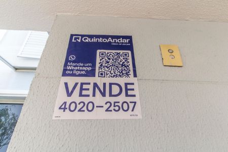 Casa de condomínio à venda com 160m², 3 quartos e 2 vagasVista da Rua