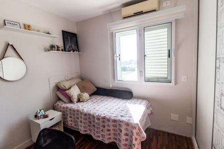 Casa de condomínio à venda com 160m², 3 quartos e 2 vagasQuarto 3