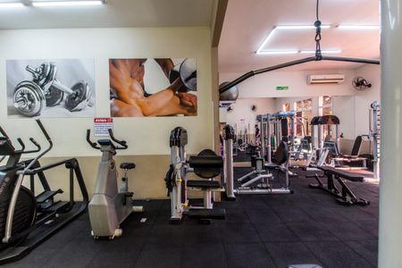 Casa de condomínio à venda com 160m², 3 quartos e 2 vagasAcademia