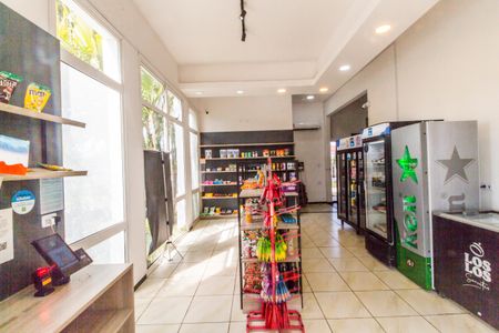 Casa de condomínio à venda com 160m², 3 quartos e 2 vagasMercado