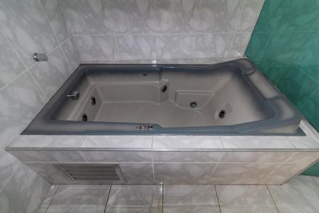 Casa para alugar com 125m², 3 quartos e 4 vagasBanheiro da Suíte