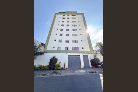 Apartamento à venda com 53m², 2 quartos e 2 vagas Apartamento à venda com 53m², 2 quartos e 2 vagasFachada