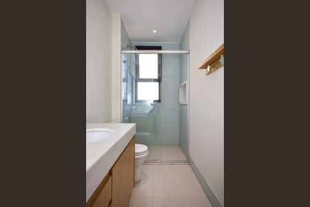 Apartamento à venda com 207m², 3 quartos e 4 vagasBanheiro Suíte 1