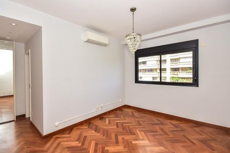Apartamento à venda com 207m², 3 quartos e 4 vagasSuíte 3