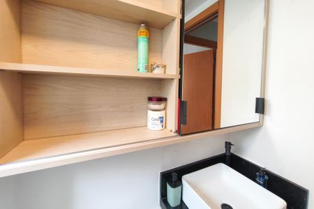 Apartamento para alugar com 50m², 2 quartos e 1 vagaBanheiro 