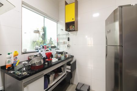 Casa de condomínio para alugar com 56m², 2 quartos e 2 vagasCozinha 