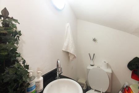 Casa de condomínio para alugar com 56m², 2 quartos e 2 vagasLavabo 