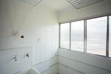 Apartamento para alugar com 65m², 2 quartos e 1 vaga Apartamento para alugar com 65m², 2 quartos e 1 vagaÁREA DE SERVIÇO