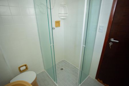 Apartamento para alugar com 65m², 2 quartos e 1 vaga Apartamento para alugar com 65m², 2 quartos e 1 vagaBANHEIRO