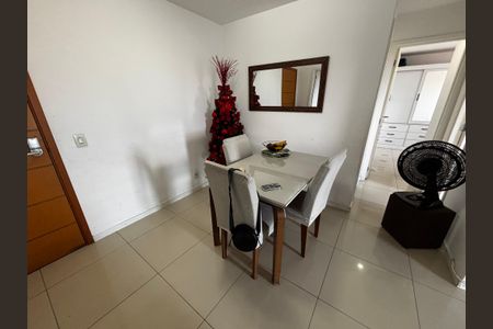 Sala de apartamento à venda com 2 quartos, 72m² em Recreio dos Bandeirantes, Rio de Janeiro