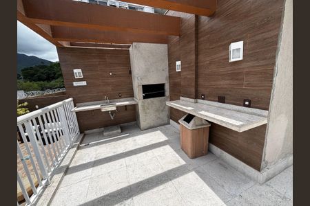 Apartamento à venda com 72m², 2 quartos e 1 vagaÁrea comum - Churrasqueira