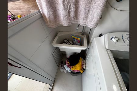 Apartamento à venda com 72m², 2 quartos e 1 vagaÁrea de Serviço