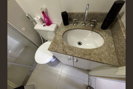 Apartamento à venda com 72m², 2 quartos e 1 vagaBanheiro