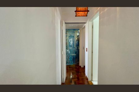 Apartamento à venda com 127m², 3 quartos e 1 vagaCorredor