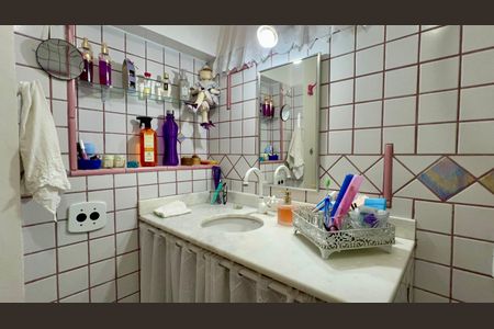 Apartamento à venda com 127m², 3 quartos e 1 vagaBanheiro