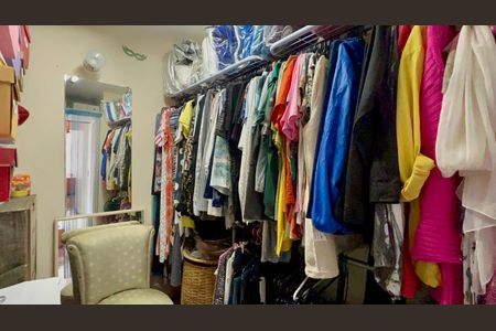 Apartamento à venda com 127m², 3 quartos e 1 vagaCloset