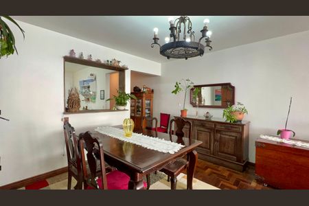 Apartamento à venda com 127m², 3 quartos e 1 vagaSala de Jantar