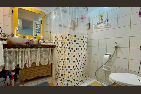 Apartamento à venda com 127m², 3 quartos e 1 vagaBanheiro da Suíte