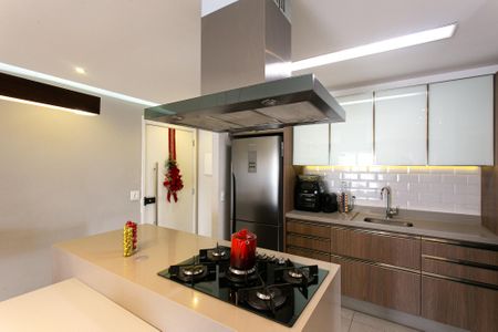 Apartamento à venda com 102m², 2 quartos e 2 vagasCozinha