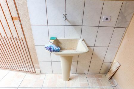 Casa para alugar com 41m², 1 quarto e 1 vagaÁrea de serviço 