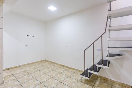 Casa para alugar com 41m², 1 quarto e 1 vagaSala / cozinha 