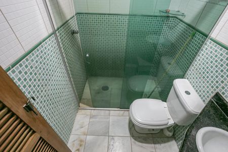 Banheiro de apartamento para alugar com 1 quarto, 50m² em Liberdade, São Paulo