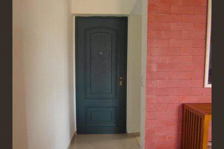 Sala de apartamento à venda com 3 quartos, 90m² em Km 18, Osasco