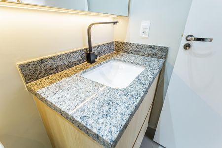 Apartamento para alugar com 28m², 1 quarto e sem vaga Apartamento para alugar com 28m², 1 quarto e sem vagaBanheiro da Suíte