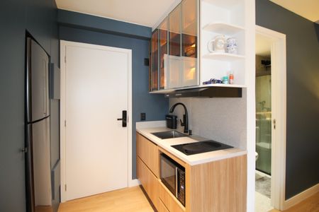 Studio à venda com 28m², 1 quarto e sem vaga Studio à venda com 28m², 1 quarto e sem vagaCozinha