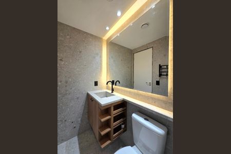 Studio para alugar com 28m², 1 quarto e sem vaga Studio para alugar com 28m², 1 quarto e sem vagaBanheiro