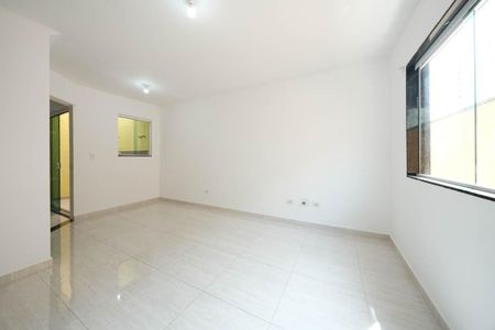 Sala de casa de condomínio para alugar com 2 quartos, 69m² em Cidade Patriarca, São Paulo